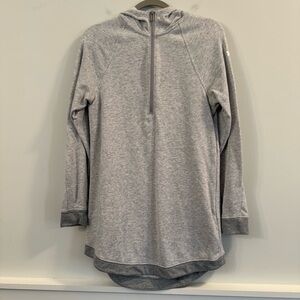 Women’s Under Armour Light Gray longline Quarter-Zip Pullover